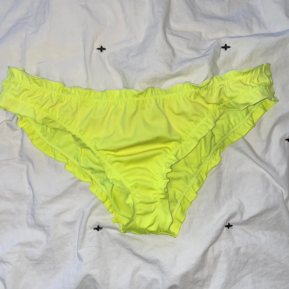 Cheeky swim bottoms Large